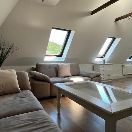 Saechsische-Schweiz-Ferienhaus-Wohnung-1-Mit-Elbblick-Sauna-Und-Kamin เคอนิกชไตน์ อัน แดร์ เอลเบอ ภายนอก รูปภาพ